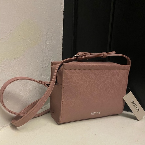 Reaction Kenneth Cole Purse - Brand New with Tags - Picture 2 of 7